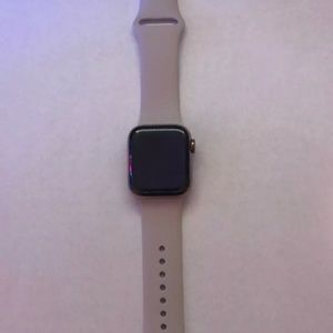 Gold Apple Watch series 4